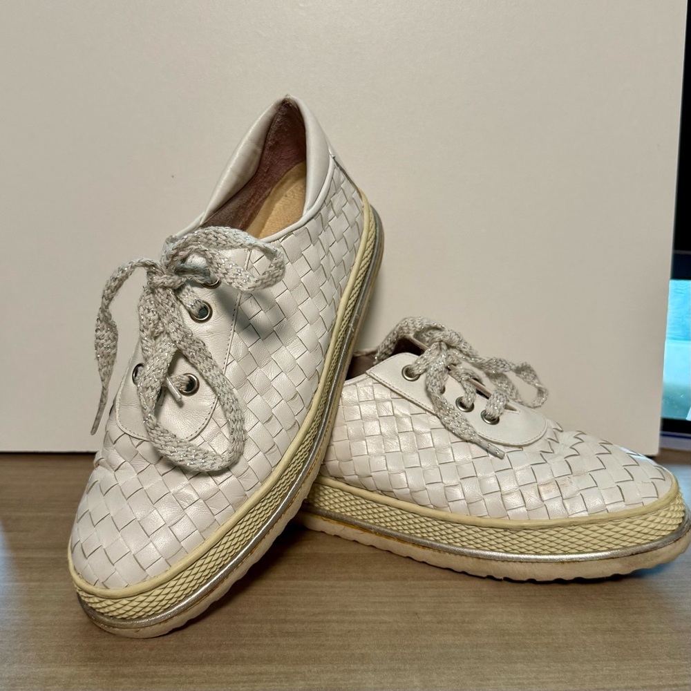 Stuart Weitzman white woven platform sneakers